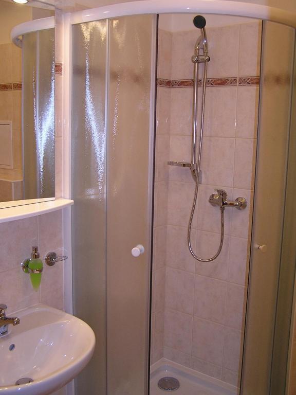 Gonda Apartments Hradec Kralove Room photo