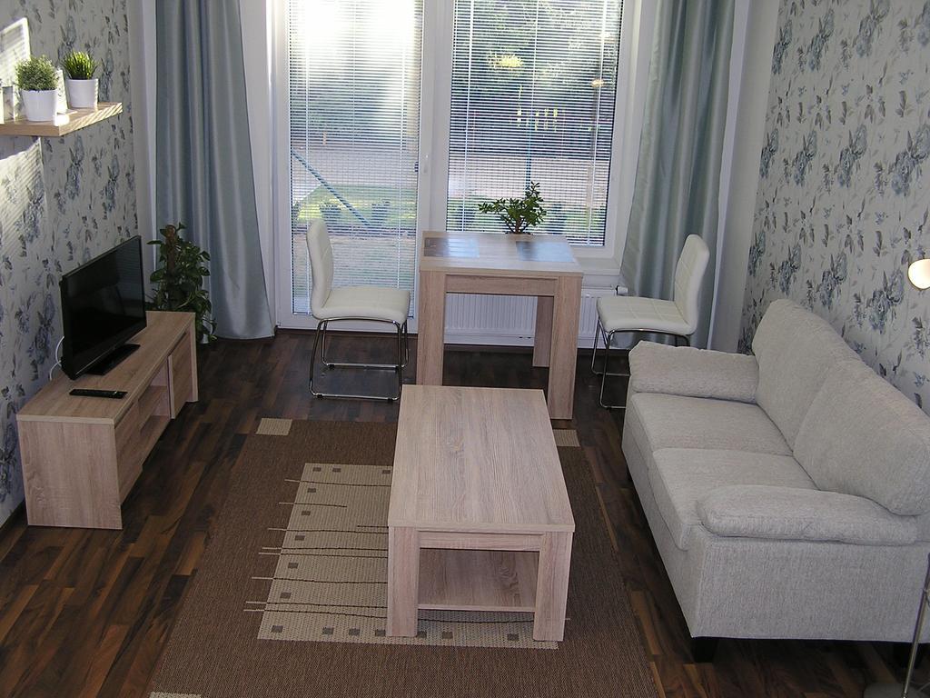 Gonda Apartments Hradec Kralove Exterior photo
