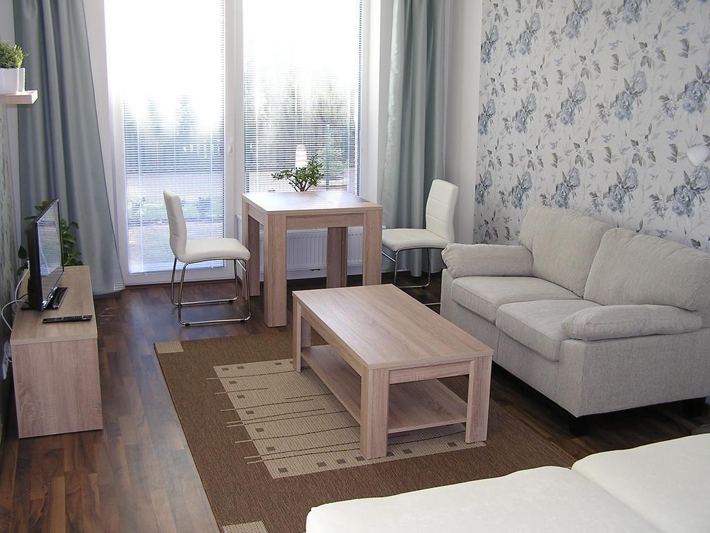 Gonda Apartments Hradec Kralove Exterior photo