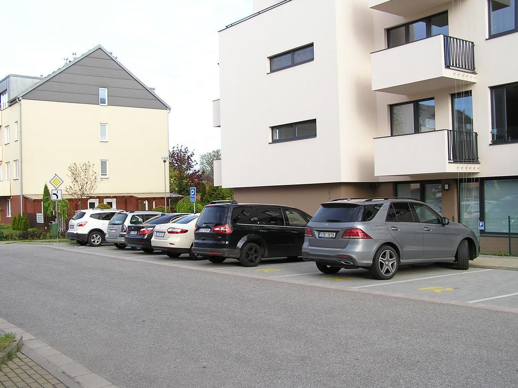 Gonda Apartments Hradec Kralove Exterior photo